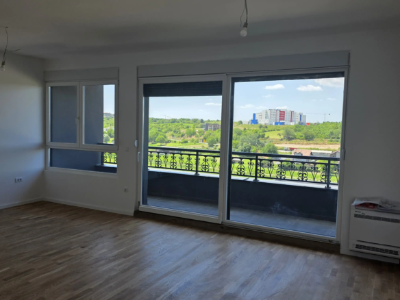 Fantastičan PENTHAUS 225m2 Petrovaradin
